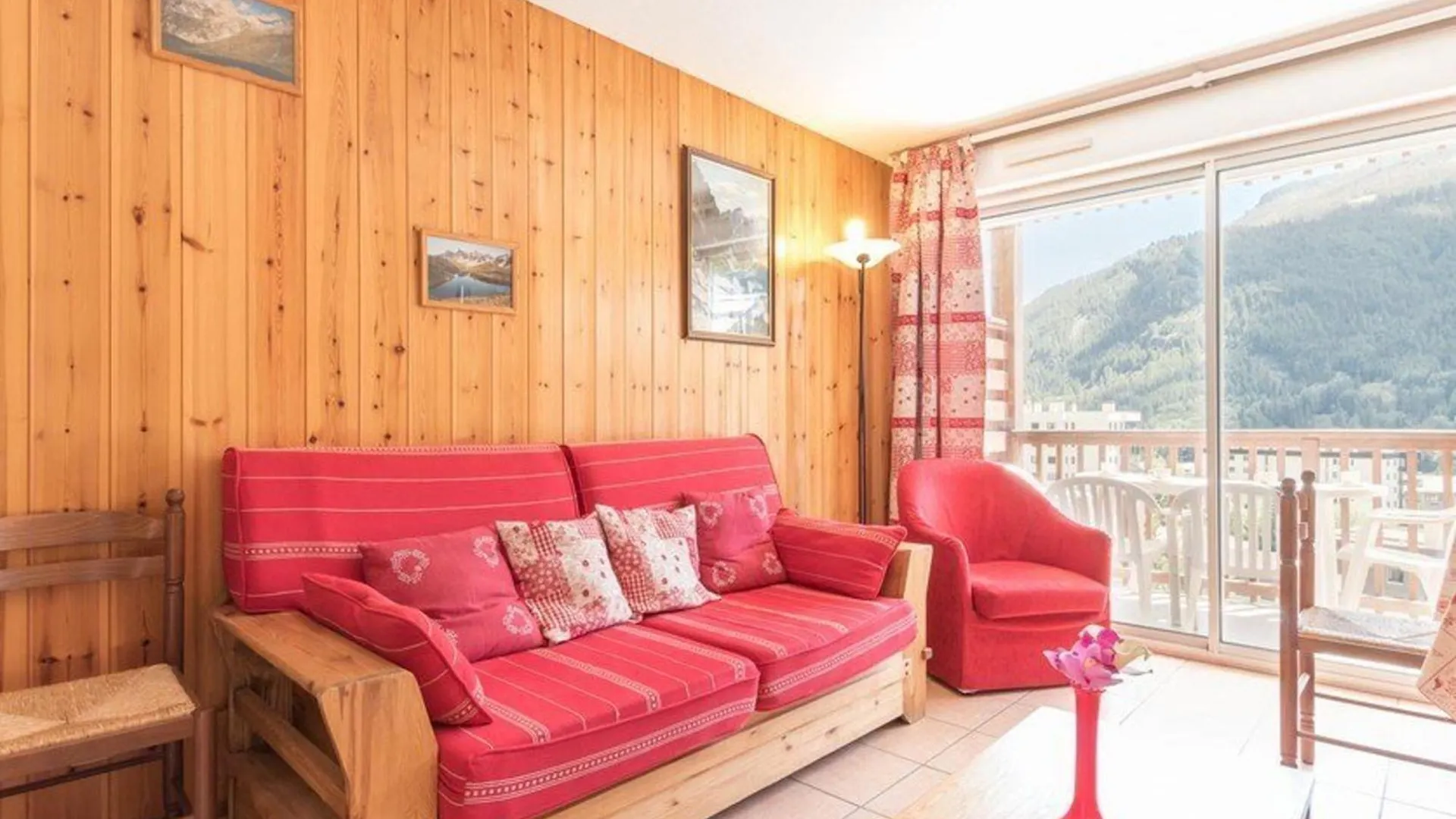 Charmant 2 Pieces, 4 Couchages Avec Garage- Serre Chevalier, Chantemerle. - Fr-1-330E-94 contacts